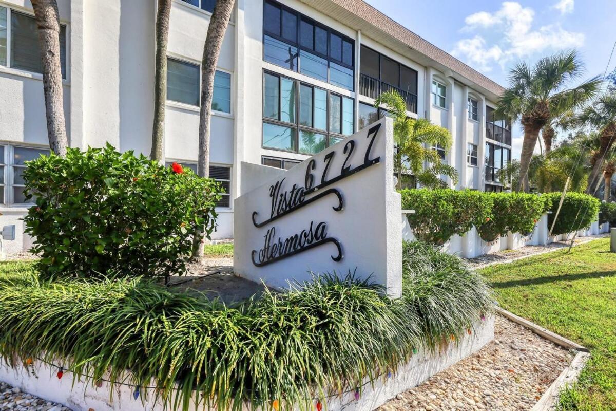 2 Bed 2 Bath Centrally Located On Siesta Key Sarasota Bagian luar foto
