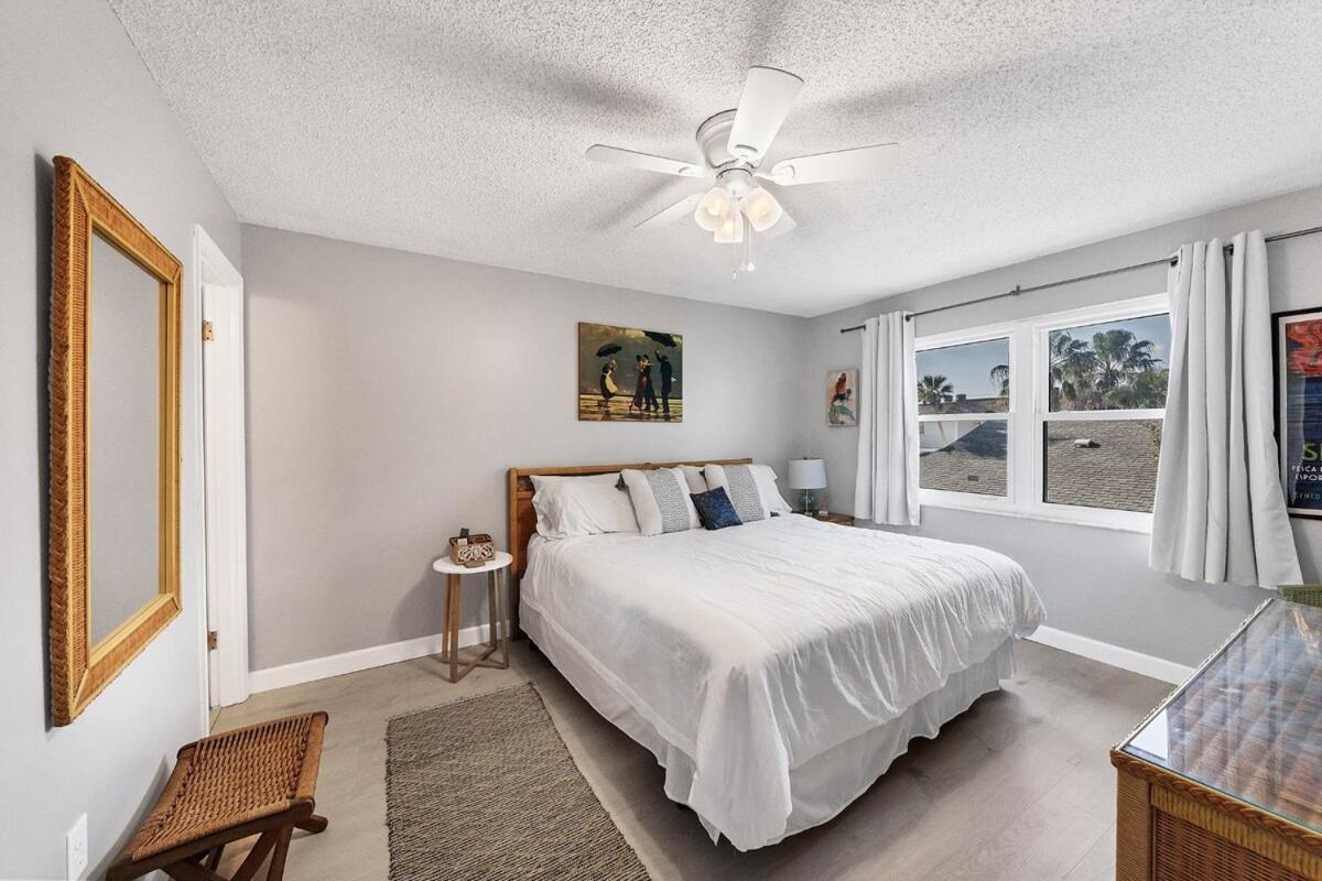 2 Bed 2 Bath Centrally Located On Siesta Key Sarasota Bagian luar foto