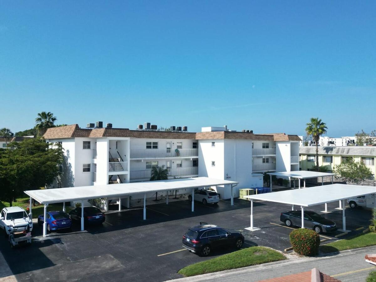 2 Bed 2 Bath Centrally Located On Siesta Key Sarasota Bagian luar foto