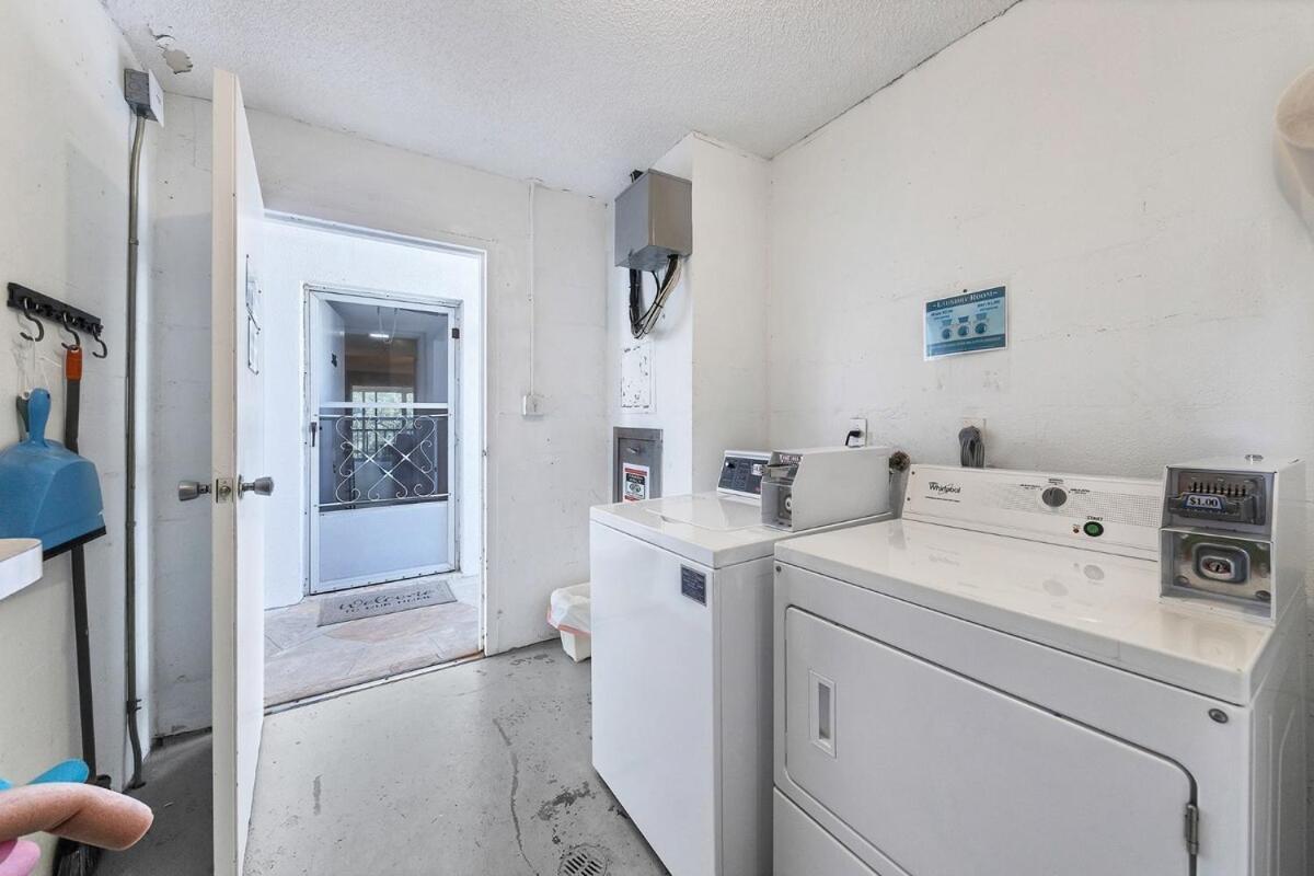 2 Bed 2 Bath Centrally Located On Siesta Key Sarasota Bagian luar foto